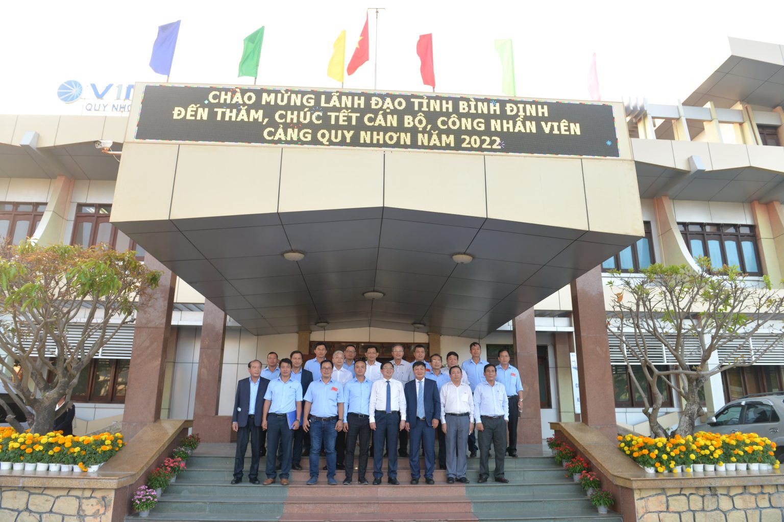 LÃNH ĐẠO TỈNH BÌNH ĐỊNH ĐẾN THĂM, CHÚC TẾT CÁN BỘ, CÔNG NHÂN VIÊN VÀ KIỂM TRA TÌNH HÌNH TỔ CHỨC SẢN XUẤT KINH DOANH CẢNG QUY NHƠN NĂM 2022